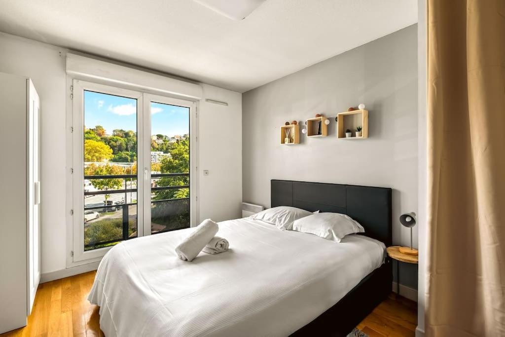 Apartment T2 Paisible Vaise, Avec Parking Metro Direct Bellecour